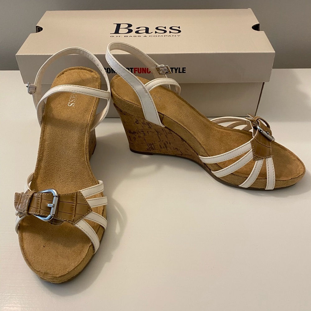 Bass Wedge Sandals